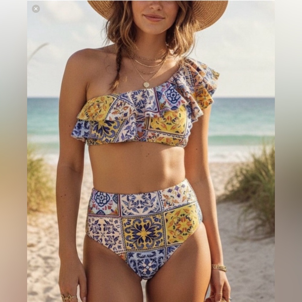 Anthropologie maeve seashore ruffled bikini L/XL